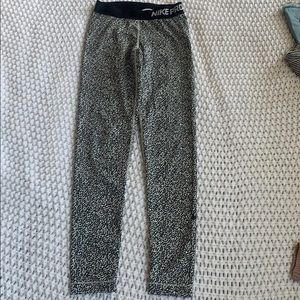 Nike pro leggings